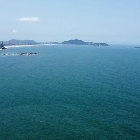 瓜鲁雅Neto & Costa公寓 外观 照片